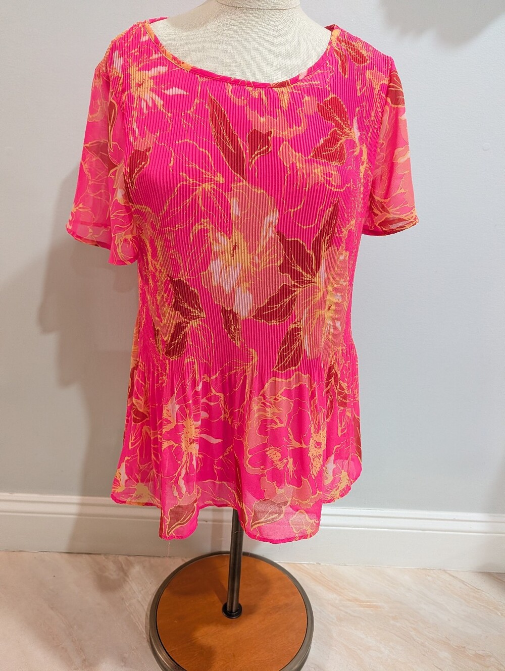 Cato Pink Floral Short Sleeve Peplum Blouse- Size Large